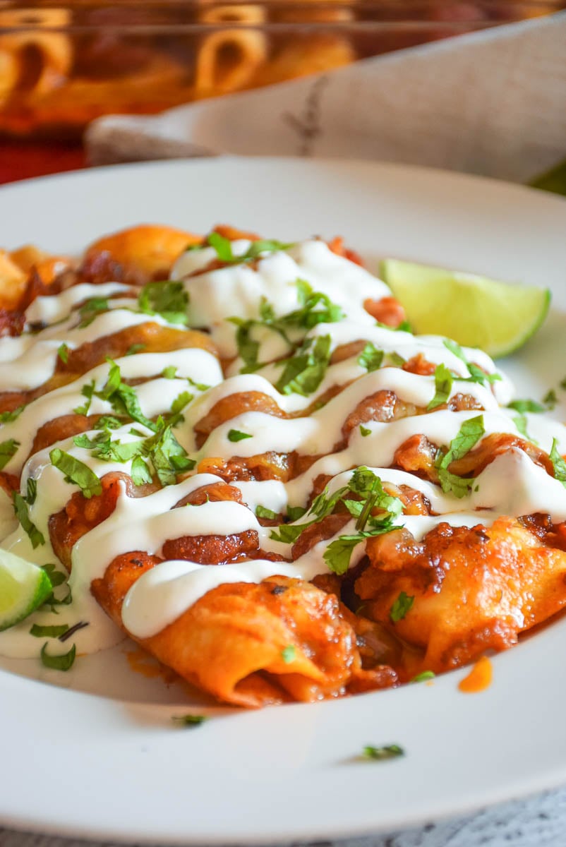 Cheese Enchiladas with Red Sauce