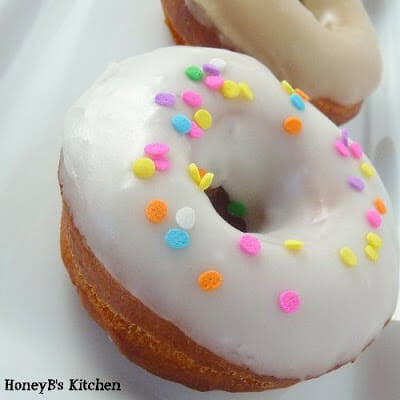 Nanny's Raised Doughnuts