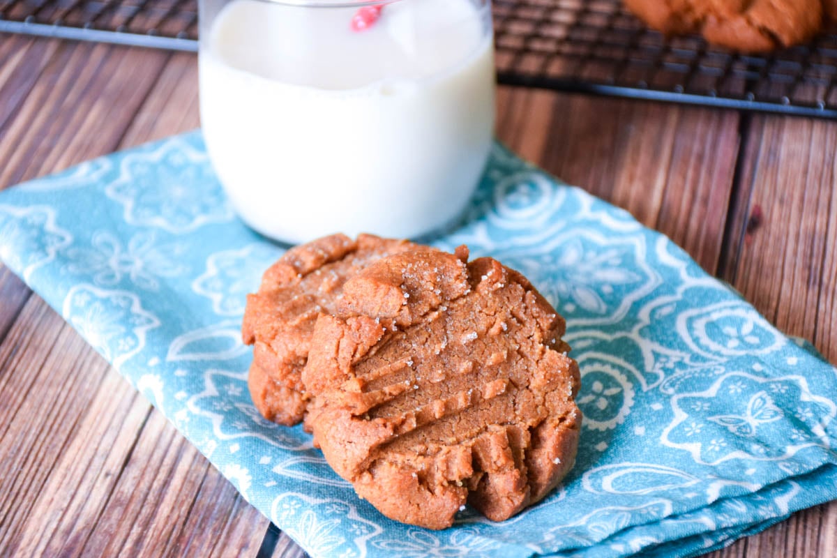 Flourless Peanut Butter Cookies