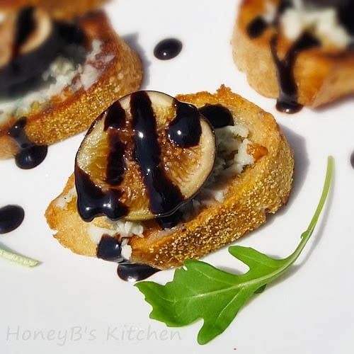 Fig and Gorgonzola Bruschetta with Balsamic Syrup