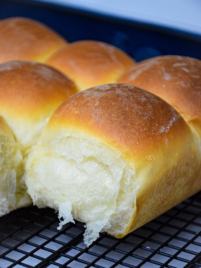 Sweet Dinner Rolls