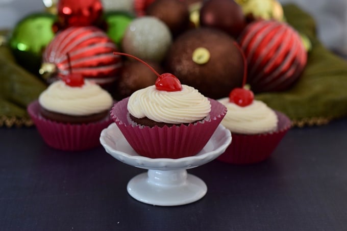 Root Beer Float Cupcakes