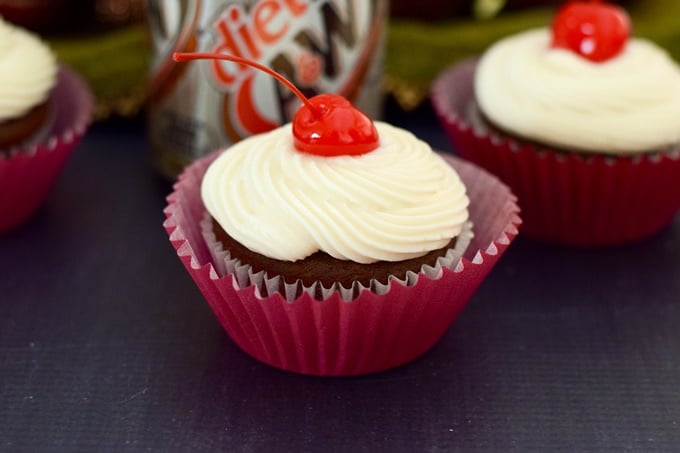 Rootbeer Float Cupcake 