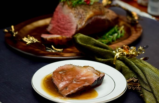 Sirloin Roast with Red Wine Onion Gravy