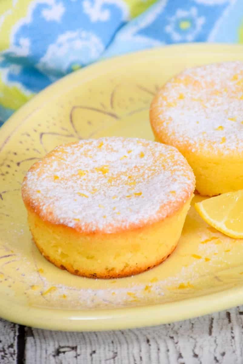 Lemon Cheesecake Muffins