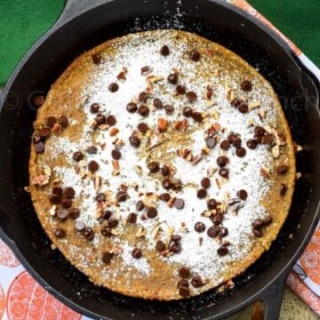 Overhead image of a german pancake.