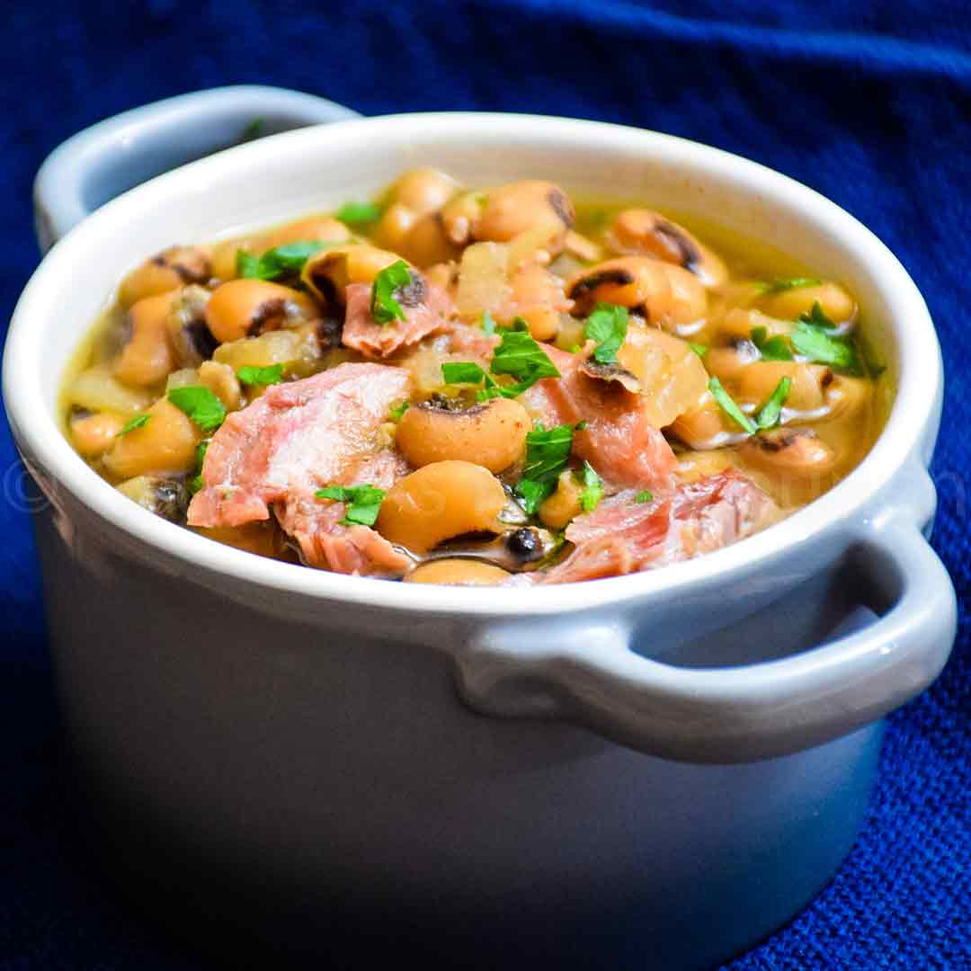 Slow Cooker BlackEyed Peas with Ham Hock Grumpy's Honeybunch