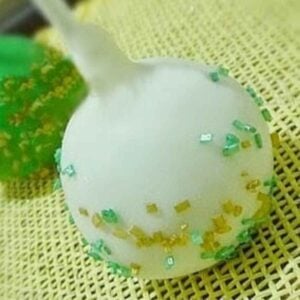 Featured image for Irish Cream Cake Pops