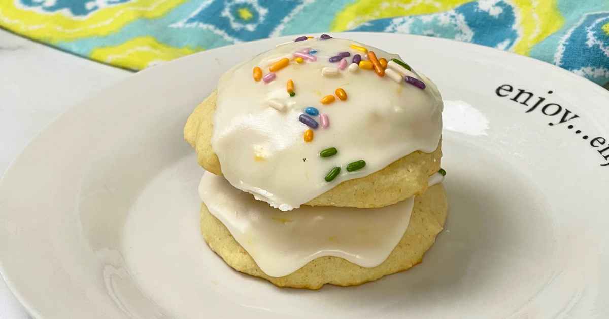 Italian Ricotta Cookies - Grumpy's Honeybunch